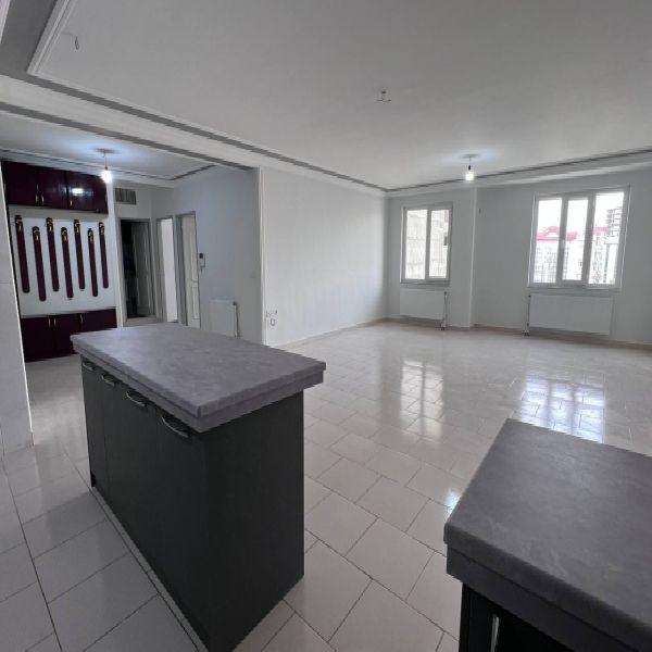 اجاره آپارتمان 125 متر در خیابان استادان ارومیه